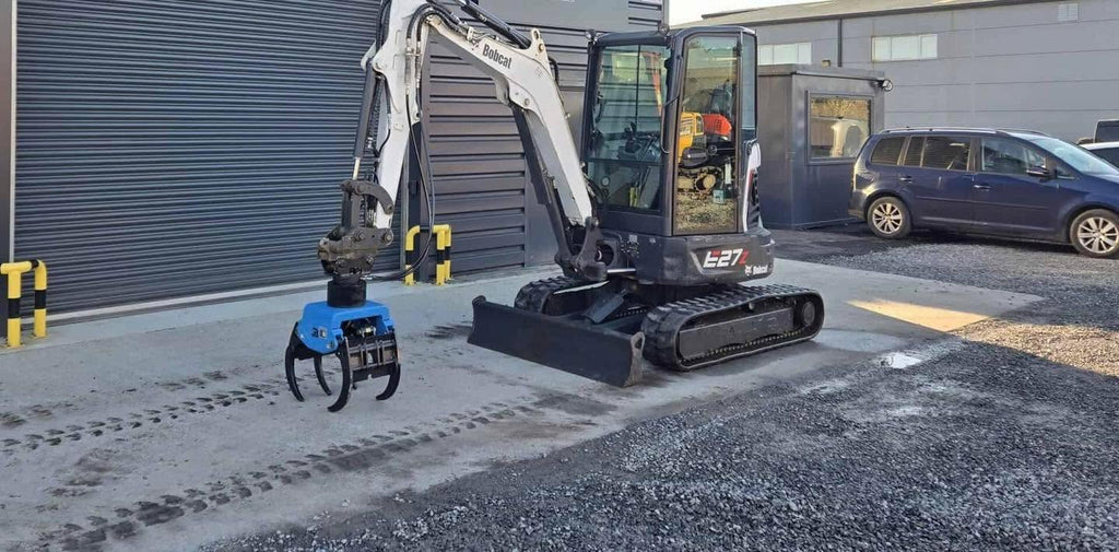 Miniexcavadora Bobcat E27z de 2,7 t de ocasión 2019 con 1788 h y enganche hidráulico