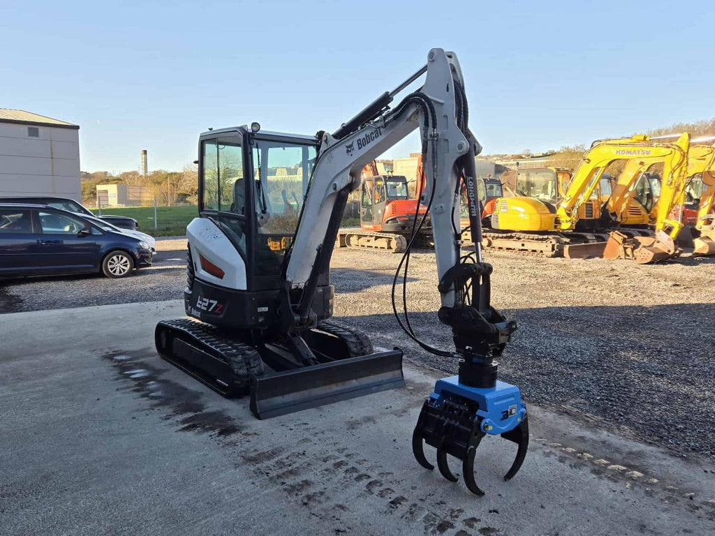 Miniexcavadora Bobcat E27z de 2,7 t de ocasión 2019 con 1788 h y enganche hidráulico