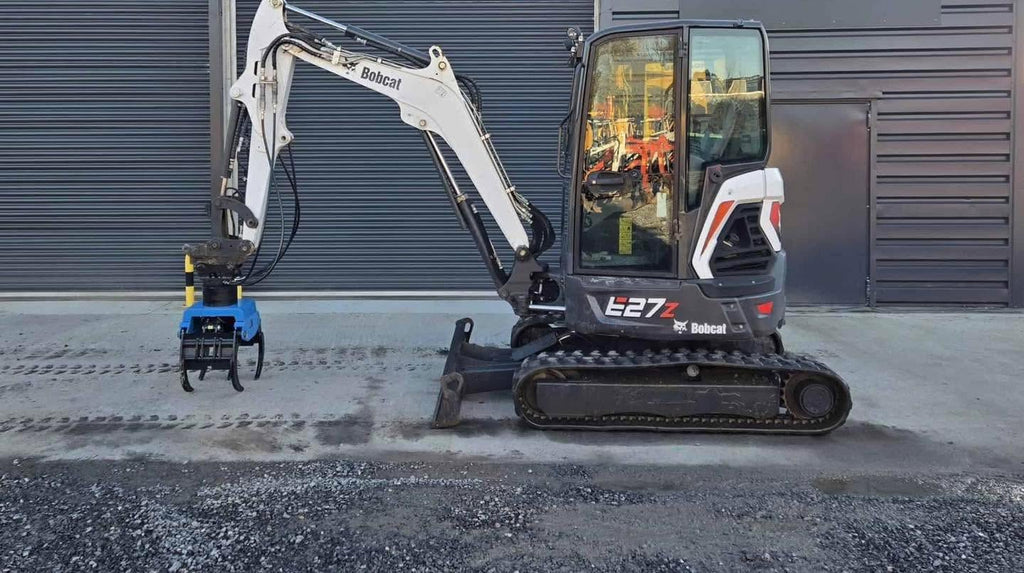 Miniexcavadora Bobcat E27z de 2,7 t de ocasión 2019 con 1788 h y enganche hidráulico