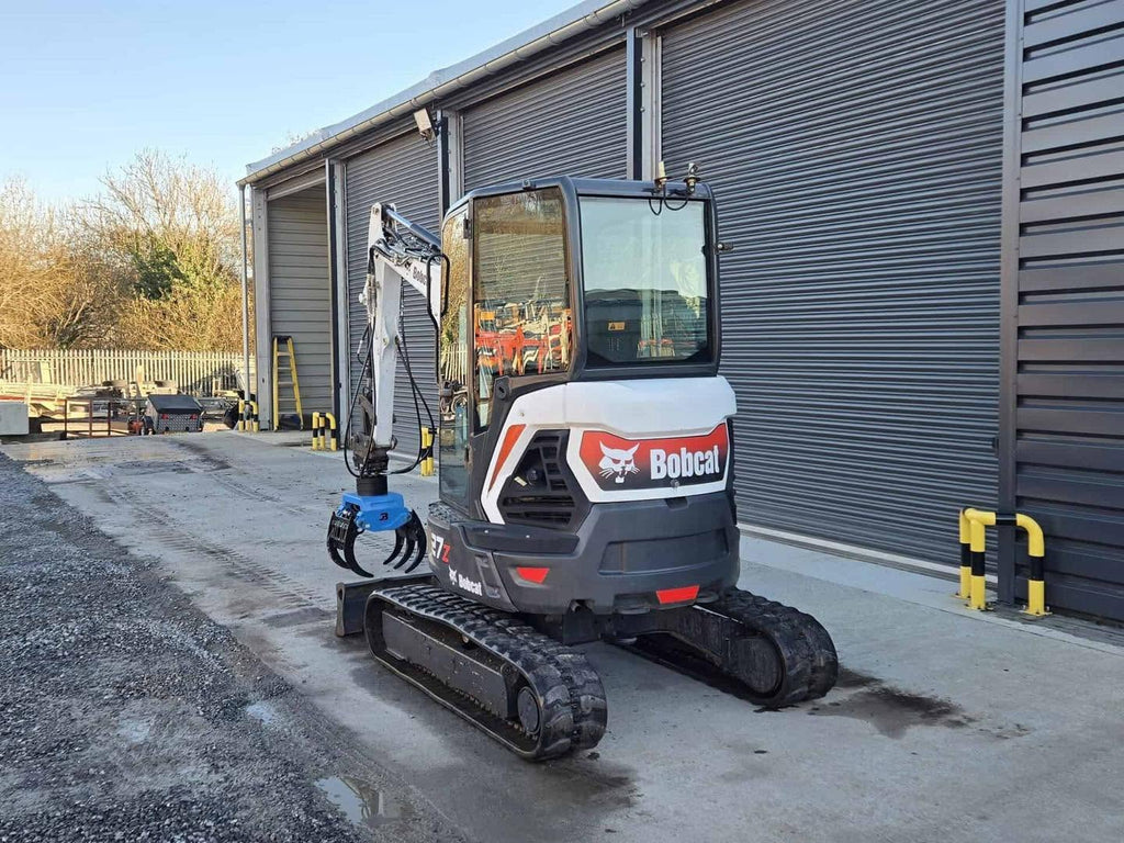 Miniexcavadora Bobcat E27z de 2,7 t de ocasión 2019 con 1788 h y enganche hidráulico