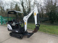 Miniexcavadora Bobcat E14 de 1,5 t de ocasión 2013 con pulgar hidráulico y remolque