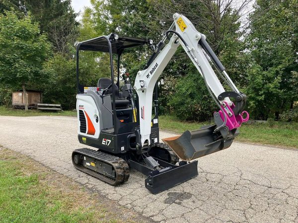 Miniexcavadora compacta Bobcat E17 de 1,7 t, usada, 2022, casi nueva, 10 h, motor Kubota