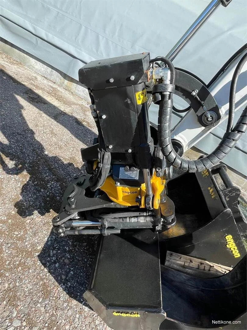 Miniexcavadora Bobcat E27Z de 2,7 t de ocasión 2021 con tiltrotador Engcon y 4 cucharones