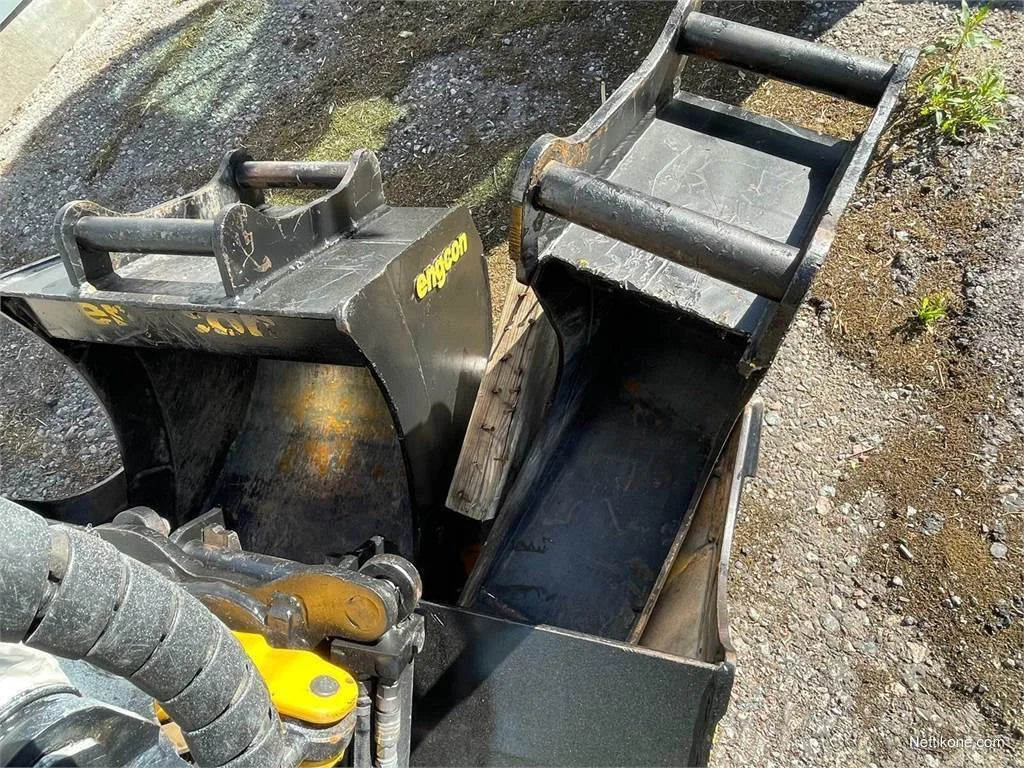Miniexcavadora Bobcat E27Z de 2,7 t de ocasión 2021 con tiltrotador Engcon y 4 cucharones