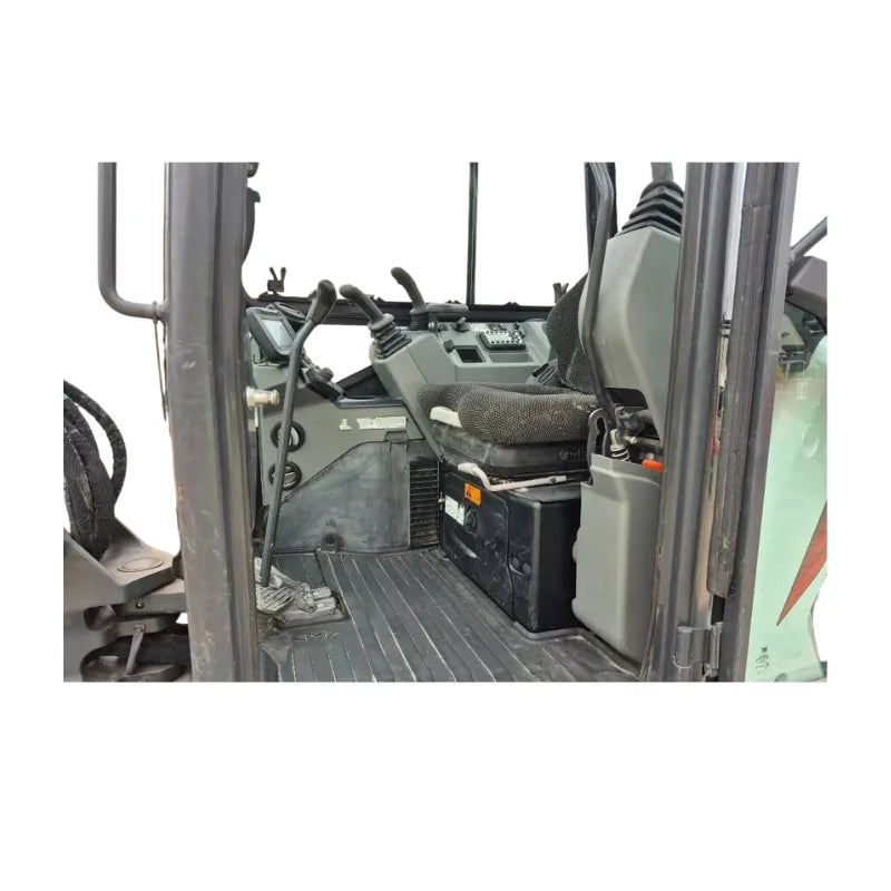 Miniexcavadora Bobcat E50R2 4,9 t — Motor diésel Stage V 36,4 kW — Ocasión 2022 — 2 287 h