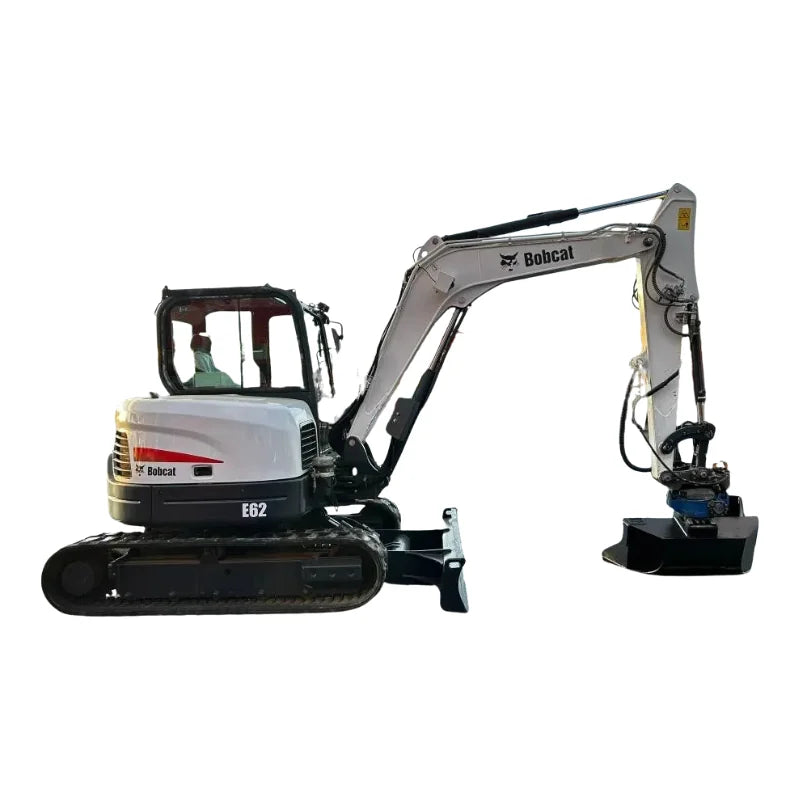 Miniexcavadora Bobcat E62 6,1 t — Motor Yanmar 4TNV94L 36,2 kW — Ocasión 2014 — 5 751 h