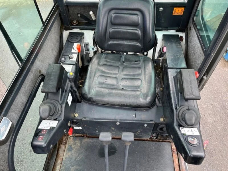 Miniexcavadora Bobcat 320 de 1,6 t de ocasión 2000 con chasis extensible y 3 cucharones