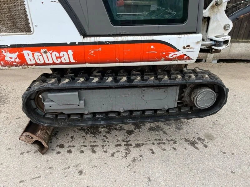 Miniexcavadora Bobcat 320 de 1,6 t de ocasión 2000 con chasis extensible y 3 cucharones