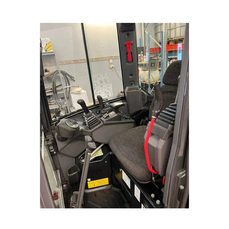Miniexcavadora Case CX 17 D 1,8 t — Motor Yanmar 3TNV70 Stage V 12 kW — Ocasión 2022 — 200 h
