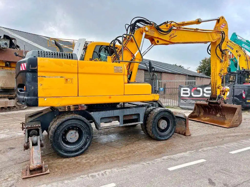 Doosan DX190W Excavadora de ruedas 18,2 t usada 2008 de 10 745 h con motor DL06