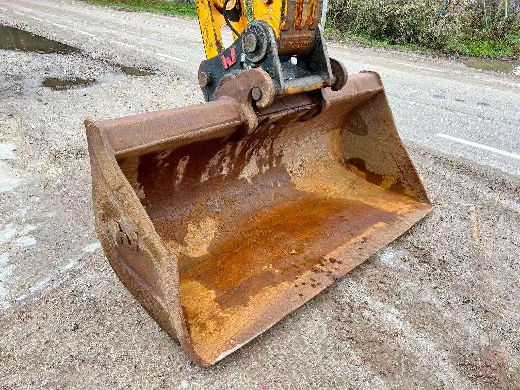 Doosan DX190W Excavadora de ruedas 18,2 t usada 2008 de 10 745 h con motor DL06