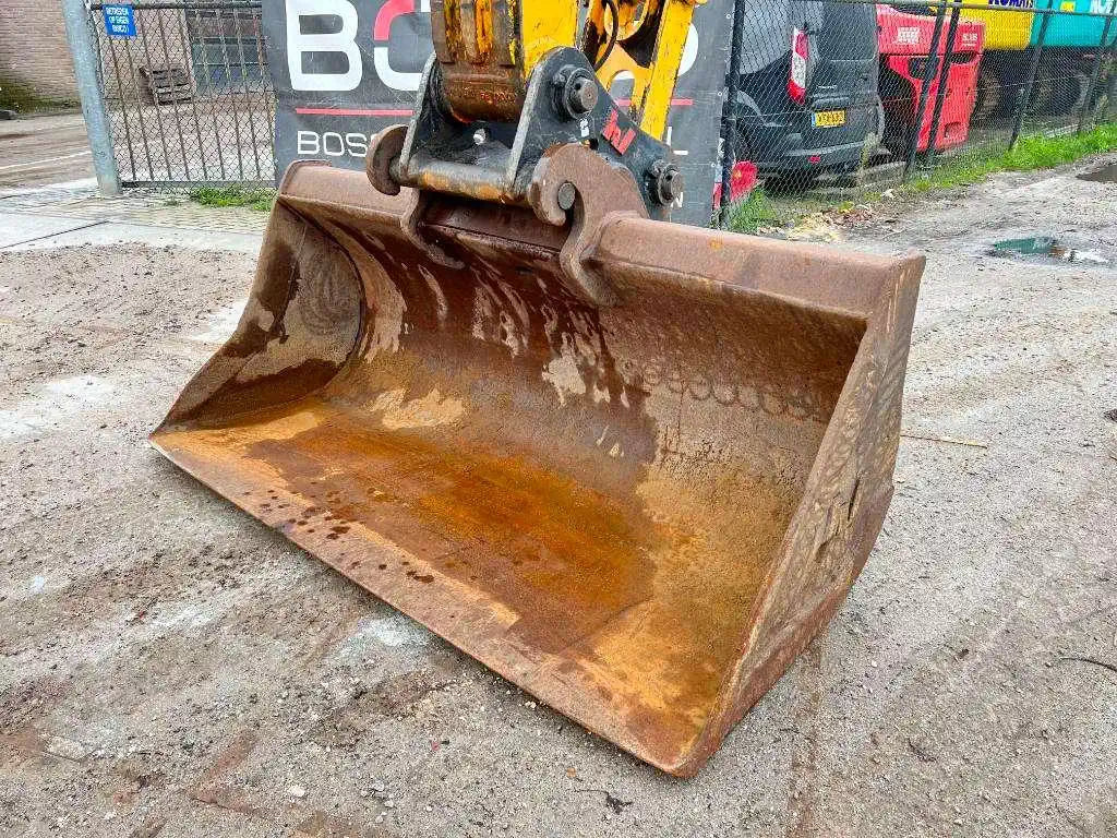 Doosan DX190W Excavadora de ruedas 18,2 t usada 2008 de 10 745 h con motor DL06