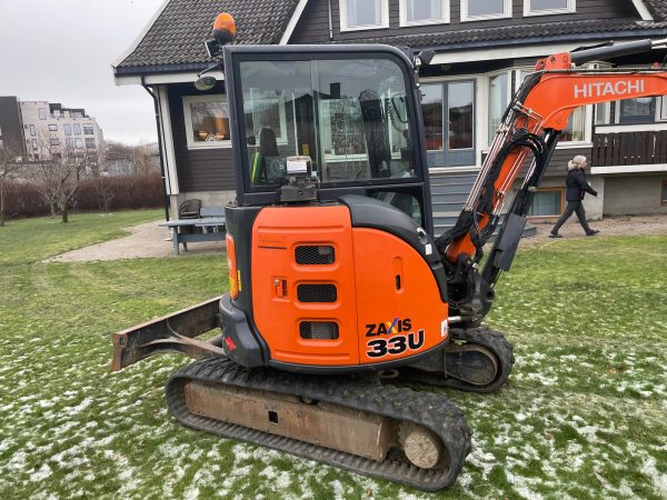 Miniexcavadora Hitachi ZX33U de 3,7 t de ocasión 2015 con 1480 h y doble circuito hidráulico