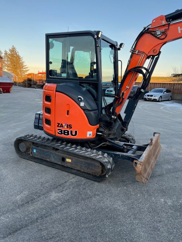 Miniexcavadora Hitachi ZX38-5A de 3,9 t usada 2017 con 1670 h, doble circuito hidráulico