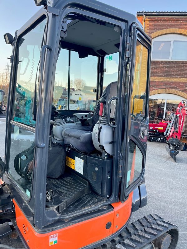 Miniexcavadora Hitachi ZX38-5A de 3,9 t usada 2017 con 1670 h, doble circuito hidráulico
