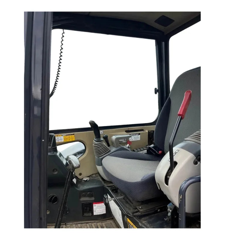 Miniexcavadora Hitachi ZX50U 4,72 t — Motor Yanmar TNV88 29,4 kW — Ocasión 2012 — 2 000 h