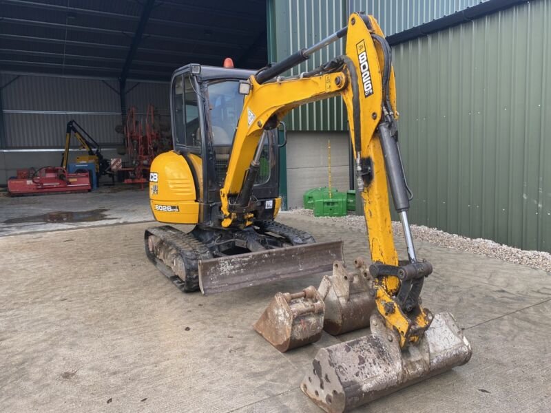 JCB 8026 CTS (2014) – Mini Excavadora 2,6T – Cabina Climatizada – 3 265 h