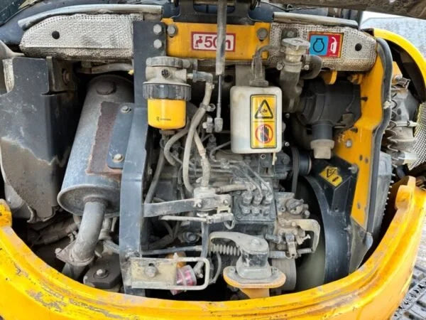 Miniexcavadora JCB 8030ZTS 2,8 t usada 2012 cabina cerrada de 3 216 h con 3 cucharones