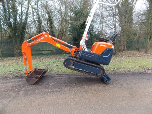 Kubota K008-3 Micro de Ocasión (2013) – Miniexcavadora 0,8T con Motor Nuevo – 2 694 h