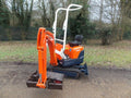 Kubota K008-3 Micro de Ocasión (2013) – Miniexcavadora 0,8T con Motor Nuevo – 2 694 h