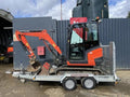Miniexcavadora Kubota KX027-4 de 2,7 t usada de 2018 con remolque de 3,5 t de 2023 y 3 cucharones