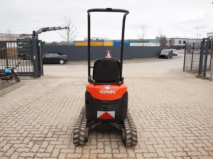 Miniexcavadora ultracompacta Kubota U10-3 de 1 tonelada, usada, año 2016, 2028 horas, con 3 cucharones