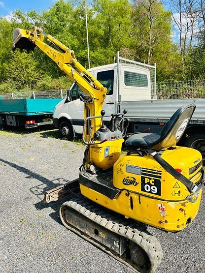 Komatsu PC 09-1 (2008) – Mini Excavadora 0,8T – 1500 h – Ultra-Compacta