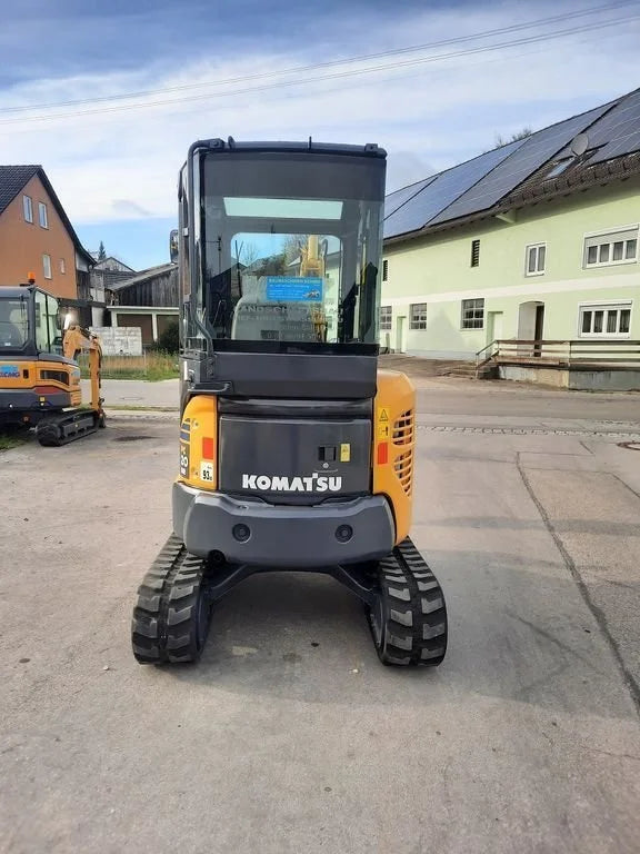 Miniexcavadora Komatsu PC 20 de 2 t de ocasión 2007 con 4700 h y tercer circuito hidráulico