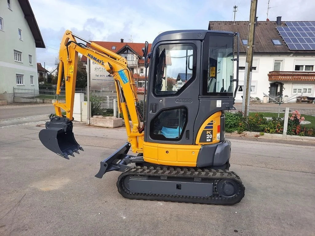Miniexcavadora Komatsu PC 20 de 2 t de ocasión 2007 con 4700 h y tercer circuito hidráulico