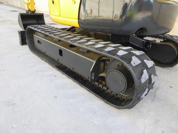 Miniexcavadora compacta Komatsu PC26MR-3 de 2,6 t, usada, 2017, 1055 h, con 3 cucharones
