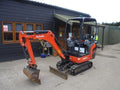 Miniexcavadora compacta Kubota KX 015-4 de 1,5 t usada 2018 con 1394 h y 3 cucharones