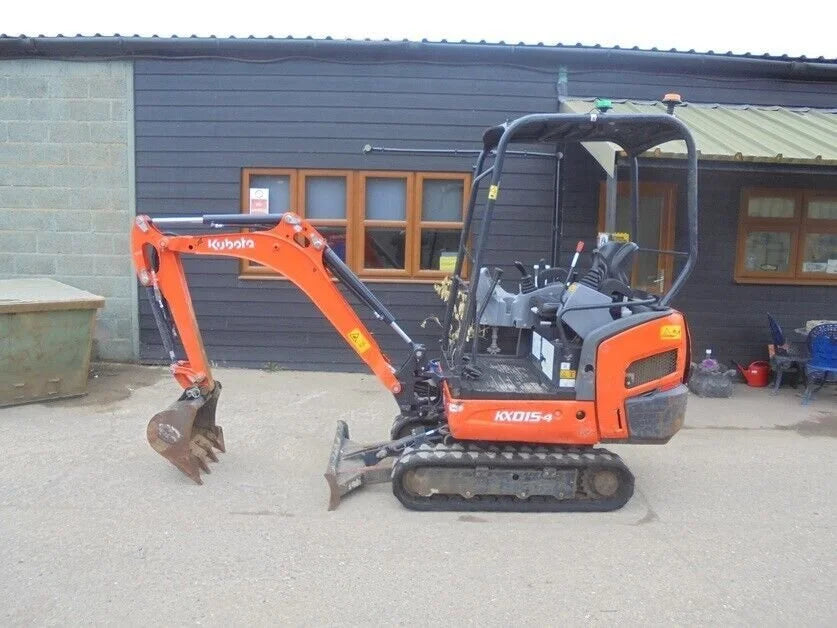Miniexcavadora compacta Kubota KX 015-4 de 1,5 t usada 2018 con 1394 h y 3 cucharones