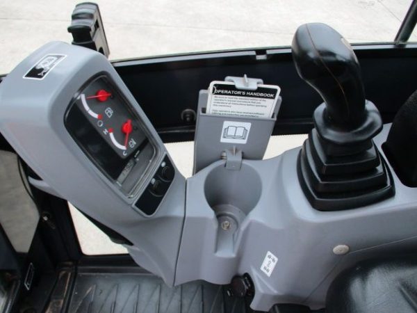 Miniexcavadora Kubota KX016-4 de 1,6 t usada 2022 de 179 h certificada CE con joysticks
