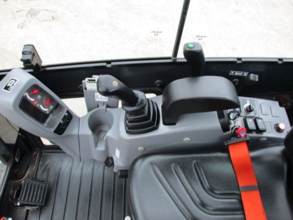 Miniexcavadora Kubota KX016-4 de 1,6 t usada 2022 de 179 h certificada CE con joysticks