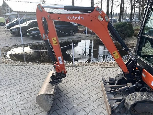 Miniexcavadora Kubota KX018-4 de 1,79 t, usada, año 2019, 750 h, con motor de 3 cilindros