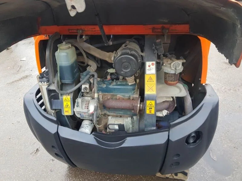 Miniexcavadora Kubota KX36-3 de 1,5 t usada de 2009 con 2400 h y 3 cucharones a elegir