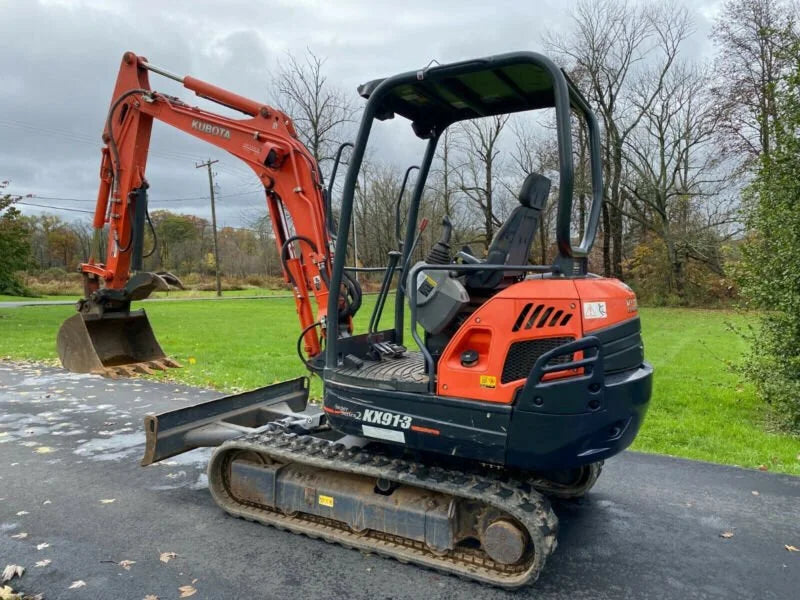 Miniexcavadora Kubota KX91-3 Super Series 2,7 t usada 2012 de 3065 h con 3 cucharones