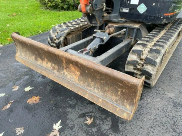Miniexcavadora Kubota KX91-3 Super Series 2,7 t usada 2012 de 3065 h con 3 cucharones