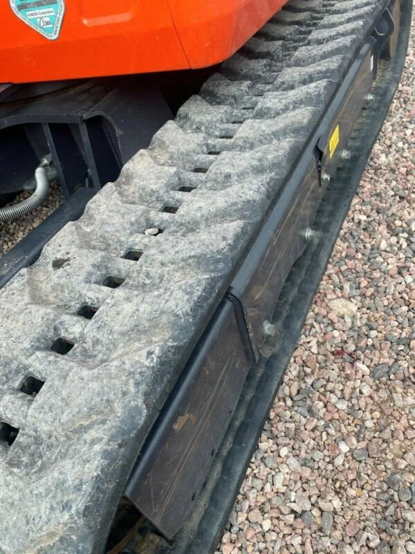 Miniexcavadora Kubota KX033-4R3A de 3,5 t usada 2016 con cabina climatizada de 3.864 h y 3 cucharones
