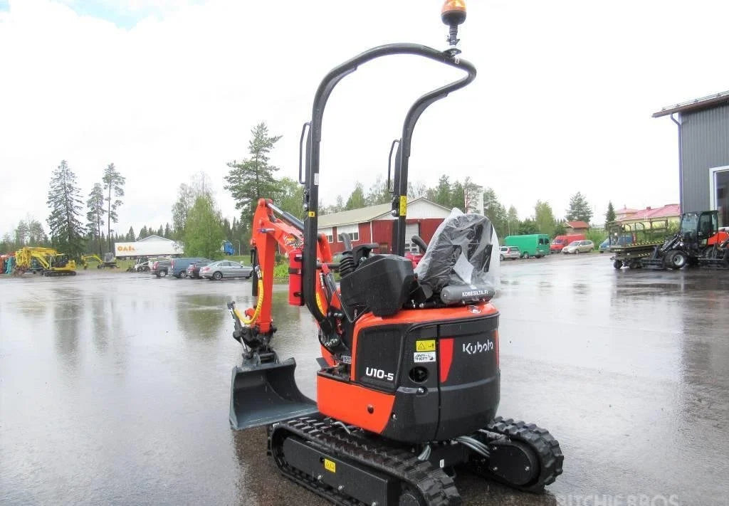 Miniexcavadora Kubota U10-5 de 1,1 t usada 2022 casi nueva de 10 h con 3 cucharones