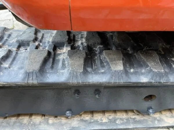 Miniexcavadora Kubota U17-3 de 1,6 t sin voladizo, usada, año 2015, 2090 h, con 3 cucharones