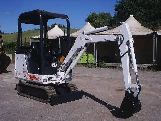Bobcat E35 (2014) – Miniexcavadora 3,5 Toneladas – 678 Horas