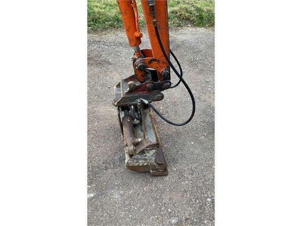 IHI 15NX (2004) – Miniexcavadora 1,5T con 3 Cucharas – 6 088 h – Compacta y Fiable