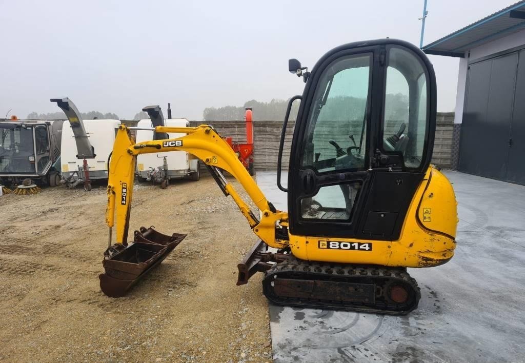 JCB 8014 (2007) – Mini Excavadora 1,4T – 2 704 h – Compacta y Completamente Revisada